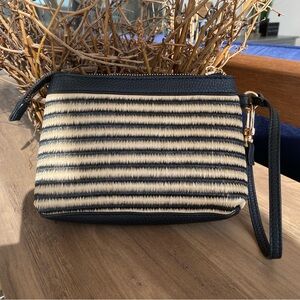 New Anne Klein Black / Beige Straw Wristlet